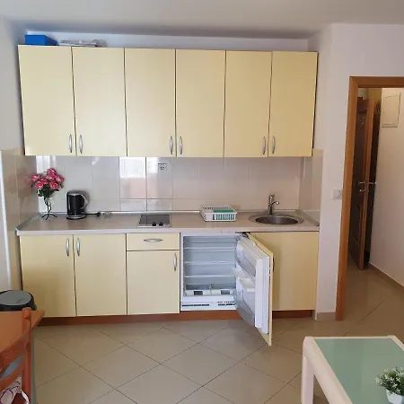 Knezovic Gradac (Split-Dalmatia)