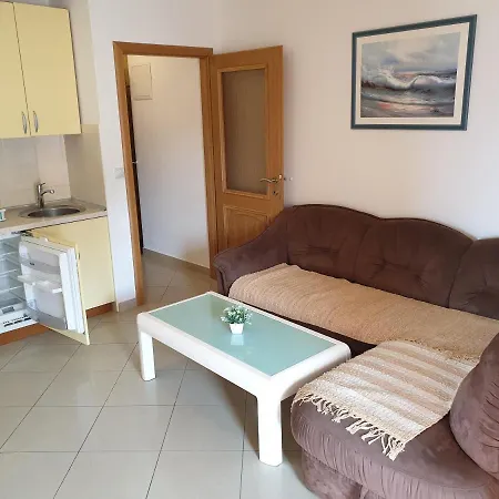 Apartman Knezovic Gradac (Split-Dalmatia)