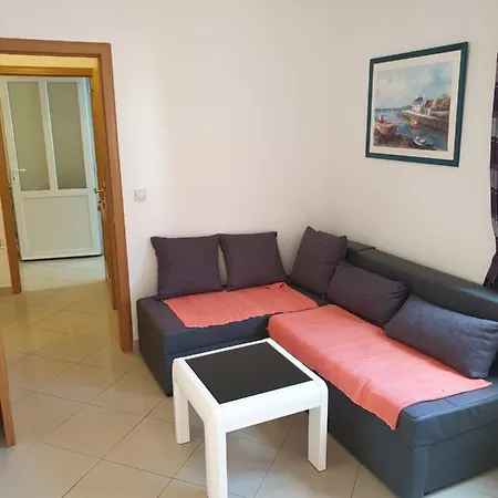 Knezovic Apartman Gradac (Split-Dalmatia)