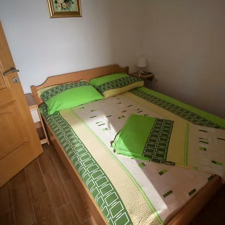 Apartman Knezovic
