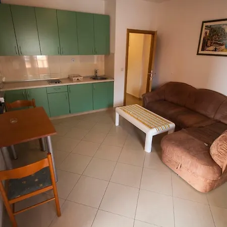 Knezovic Gradac (Split-Dalmatia)