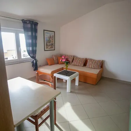Apartman Knezovic