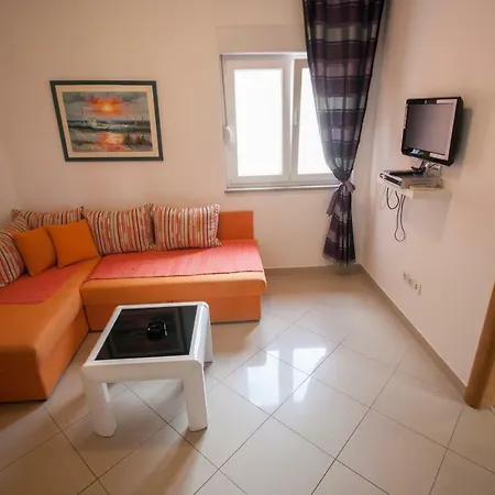Apartman Knezovic