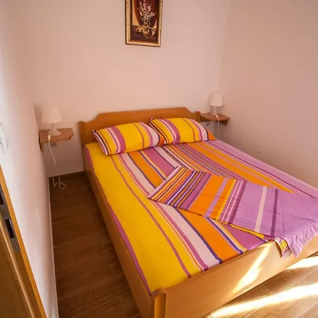 Apartman Knezovic Gradac (Split-Dalmatia)