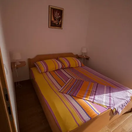Knezovic * Gradac (Split-Dalmatia)