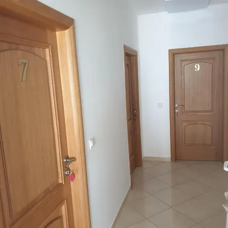 Knezovic