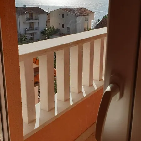 Knezovic